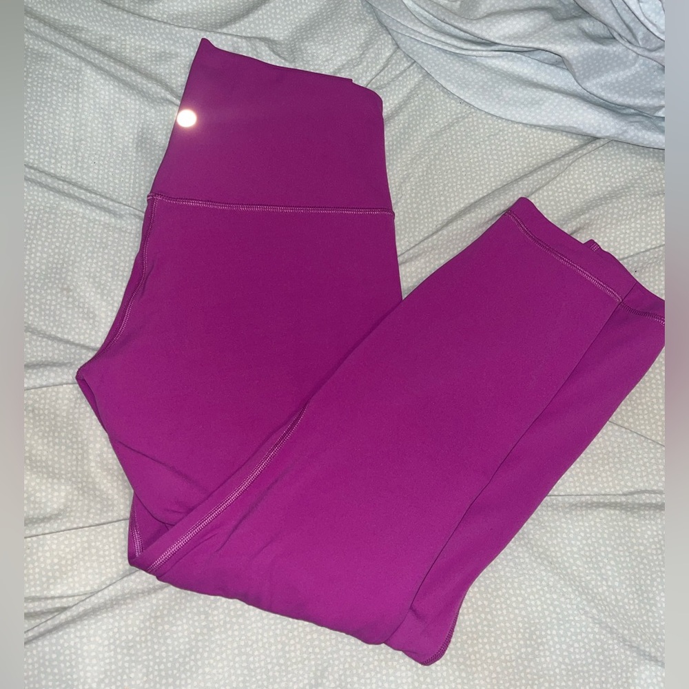 Vivid plum Lululemon align leggings